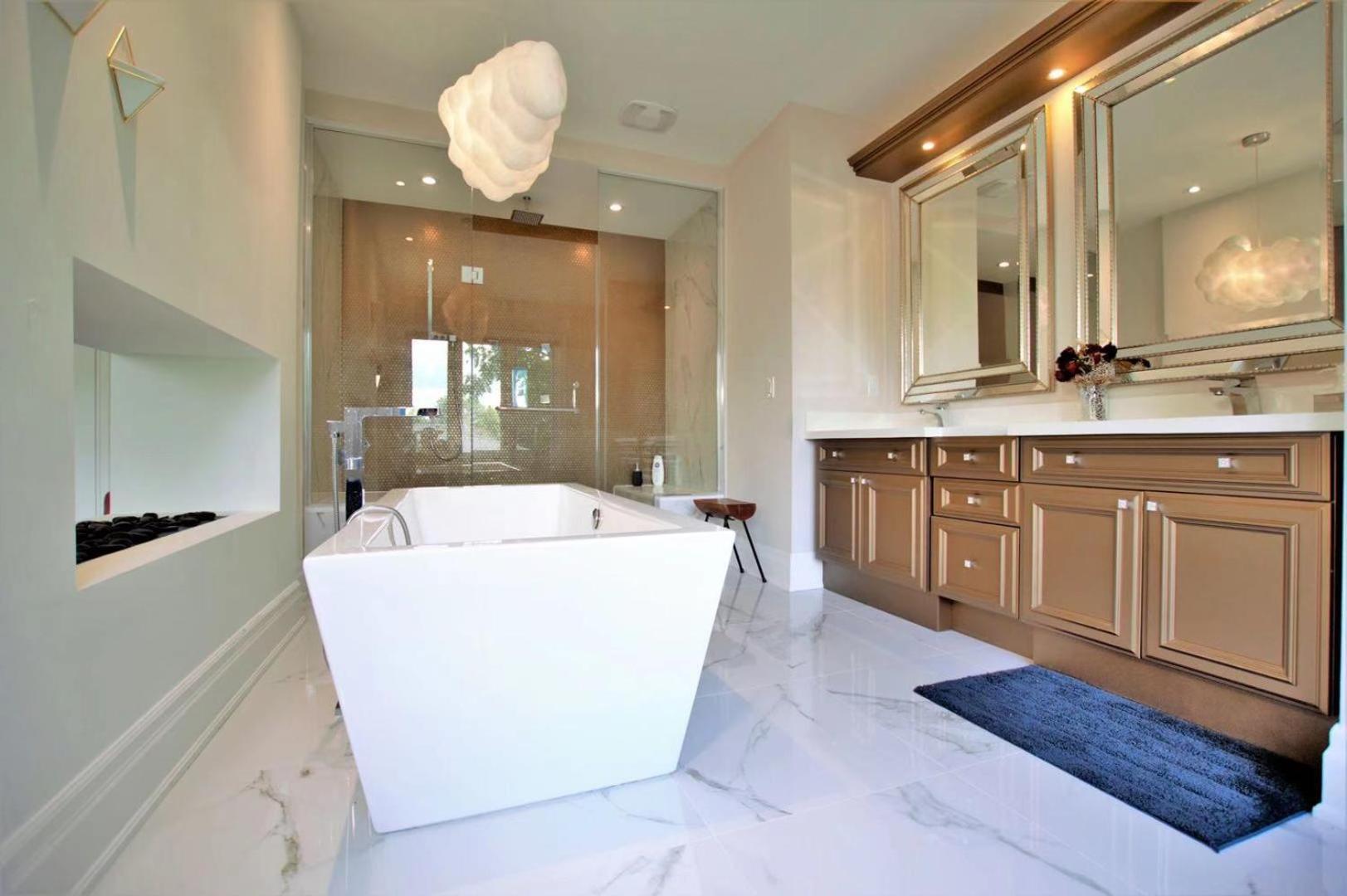 Modernized Five Bedroom Villa ริชมอนด์ฮิลล์ ภายนอก รูปภาพ